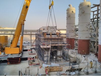 中國化學(xué)十一化建第九工程公司卡塔爾項(xiàng)目壓縮機(jī)順利完成安裝