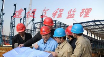 建設(shè)工程施工中工人傷亡，監(jiān)理單位應(yīng)承擔(dān)哪些責(zé)任？